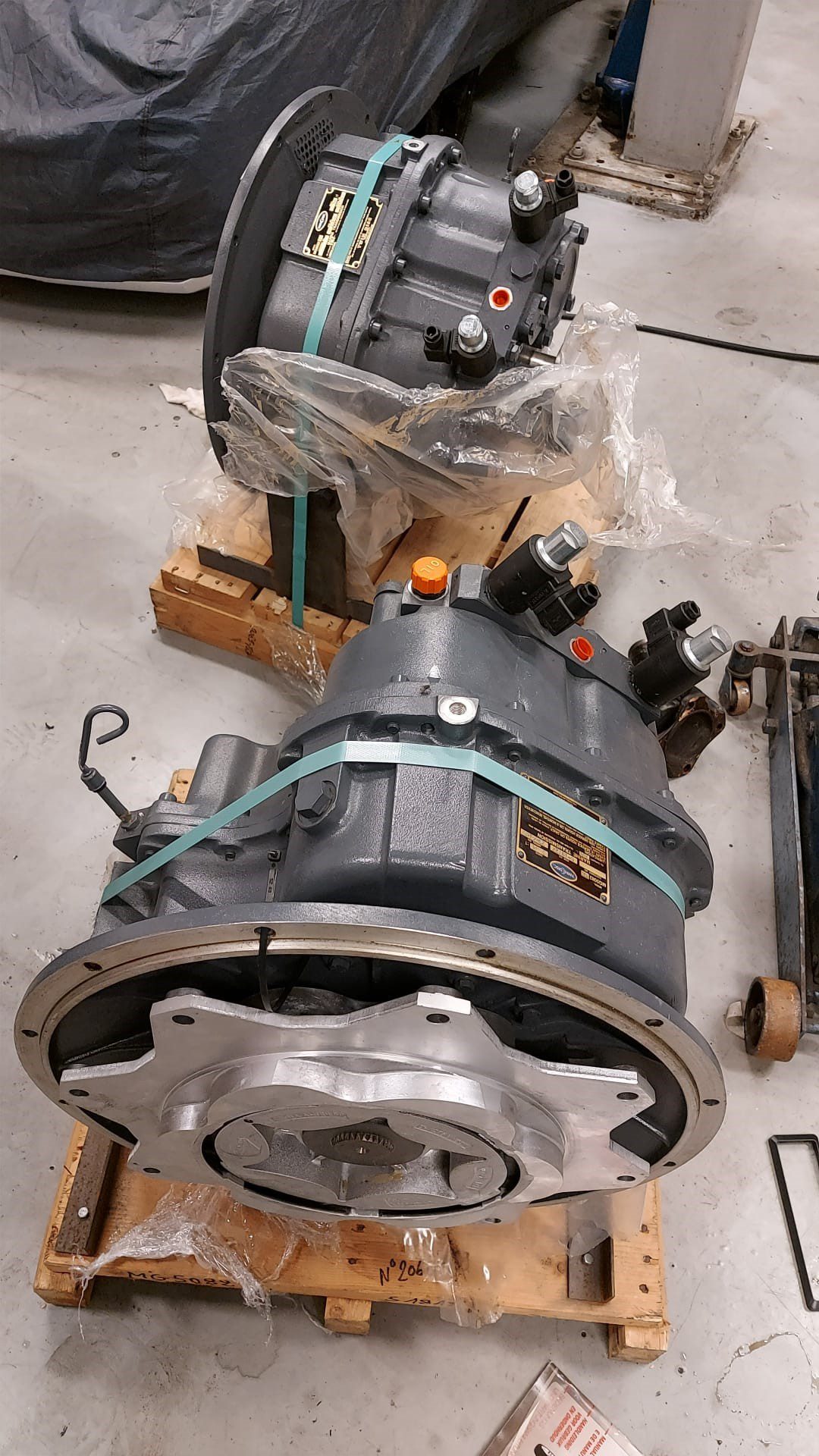 France Marine Offshore  50 voet 2 x Scania  650 PK per stuk