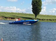 Checkmate 32 feet 2 x Mercruiser 7,4 liter V 8