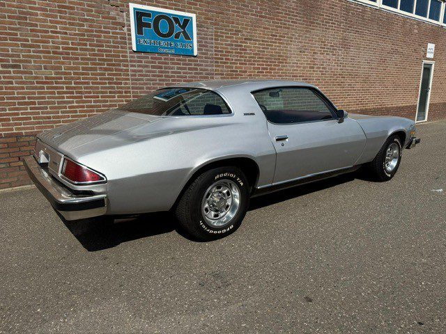 Chevrolet Camaro 1976 V 8 aut nieuw gespoten