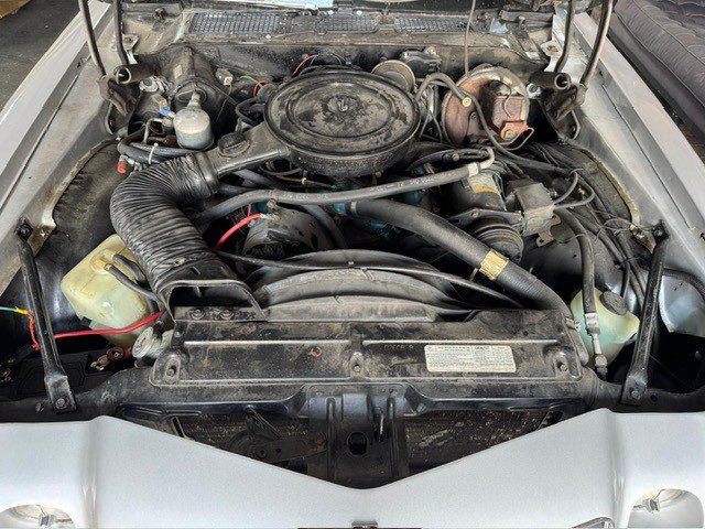Chevrolet Camaro 1976 V 8 aut nieuw gespoten