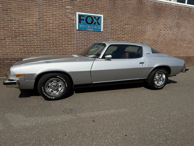 Chevrolet Camaro 1976 V 8 aut nieuw gespoten
