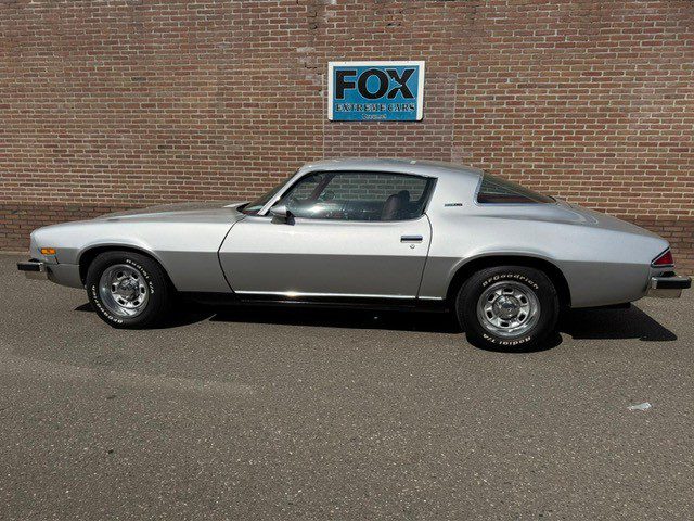 Chevrolet Camaro 1976 V 8 aut nieuw gespoten