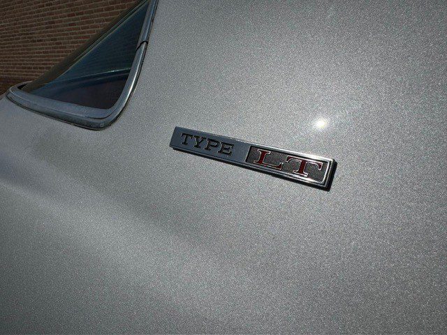 Chevrolet Camaro 1976 V 8 aut nieuw gespoten