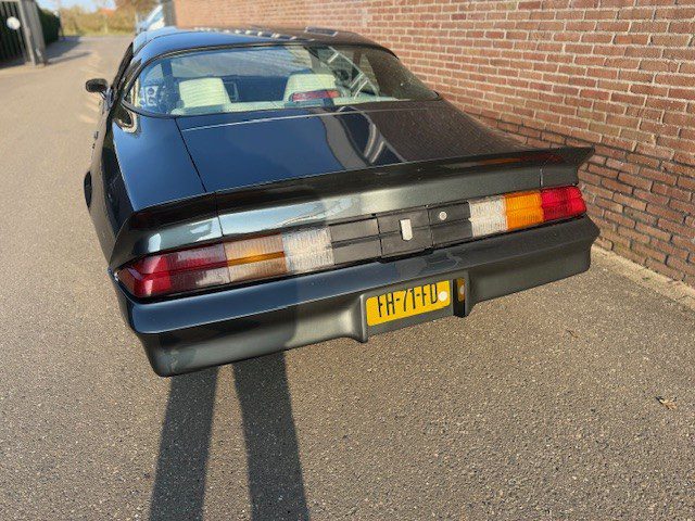 Chevrolet Camaro TARGA 1981 Gun metall grey gespoten