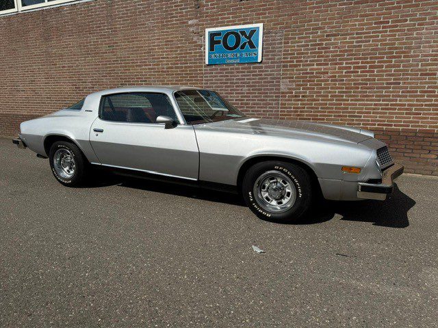Chevrolet Camaro 1976 V 8 aut nieuw gespoten