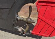 Houten sloep met diesel motor en trailer 100 jaar oud