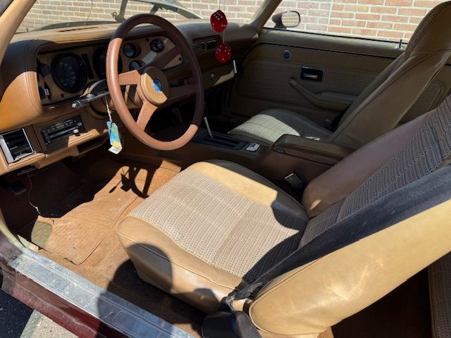 Chevrolet Camaro 1976 Zwitserse papieren