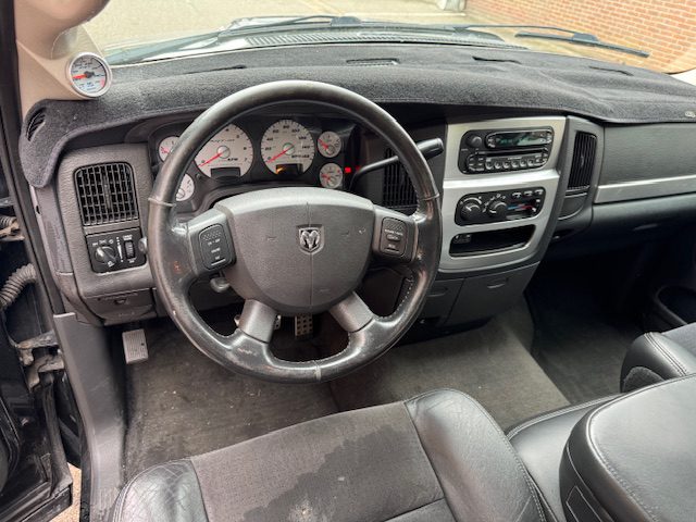 Dodge RAM SRT 10 2005 LPG