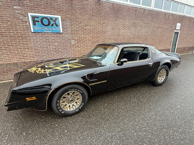 Pontiac Trans Am 1978 Smokey and the Bandit kopie 6.6 liter HURST