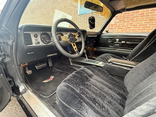 Pontiac Trans Am 1978 Smokey and the Bandit kopie 6.6 liter HURST