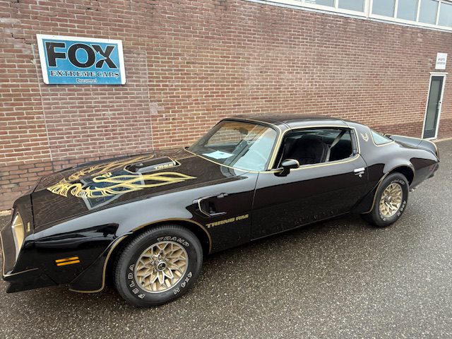 Pontiac Trans Am 1978 Smokey and the Bandit kopie 6.6 liter HURST