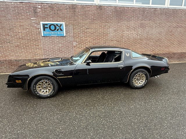 Pontiac Trans Am 1978 Smokey and the Bandit kopie 6.6 liter HURST