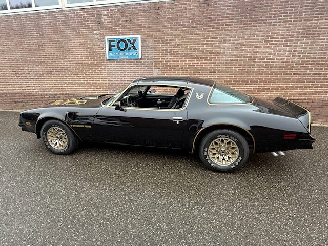 Pontiac Trans Am 1978 Smokey and the Bandit kopie 6.6 liter HURST