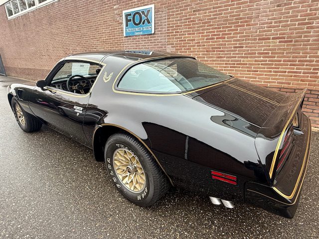 Pontiac Trans Am 1978 Smokey and the Bandit kopie 6.6 liter HURST