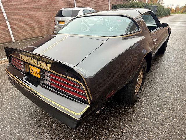 Pontiac Trans Am 1978 Smokey and the Bandit kopie 6.6 liter HURST
