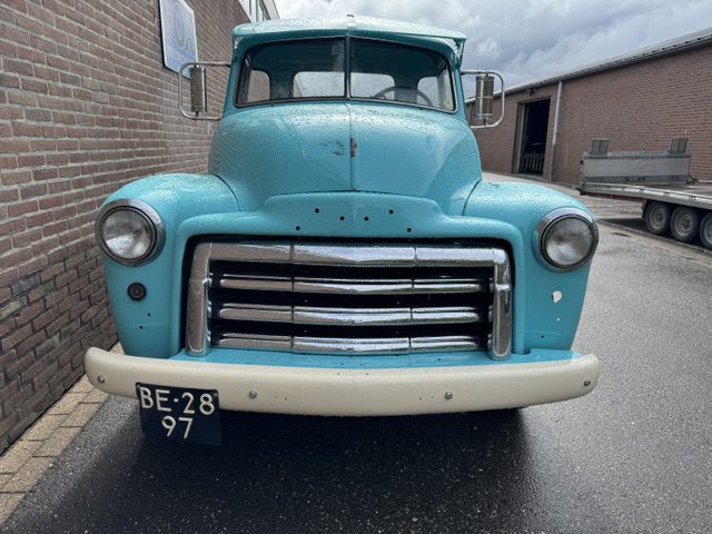 GMC  Pick Up 1948 met V 8 afbouwwerk