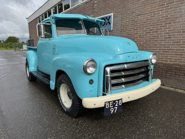 GMC  Pick Up 1948 met V 8 afbouwwerk