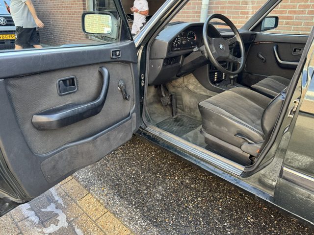 BMW 524 Turbo Diesel